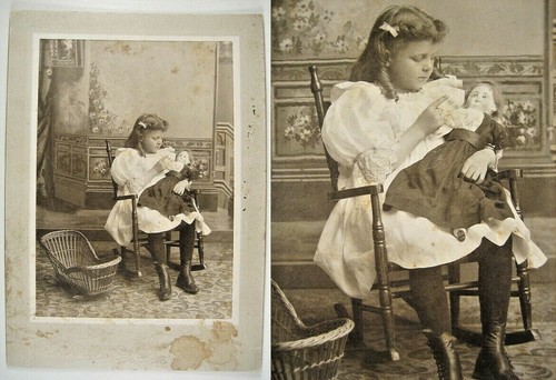 1900 photograph girl holding - 1900,