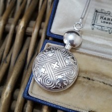 Vintage 925 Sterling Silver