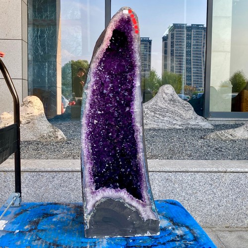 143lb natural amethyst geode - natural,