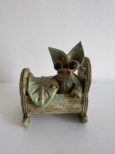 Yare designs pottery dragon