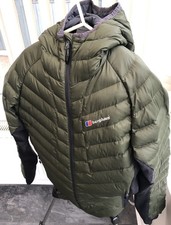 berghaus hydro down 600 Quantum Reflect Men’s Jacket Large Worn Twice