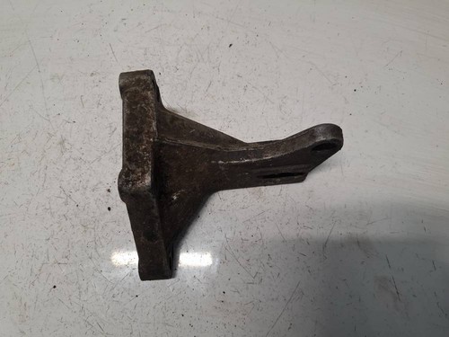 357199353a engine mount - 357199353a,