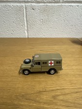 Hongwell Caramara 4.2” LAND ROVER Series 109 LWB Diecast ARMY AMBULANCE Car 1:43