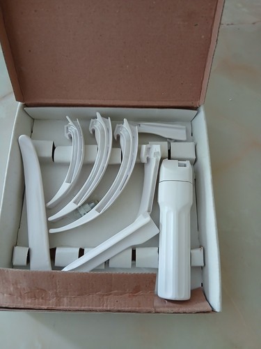 New braun laryngoscope - braun, gh-01