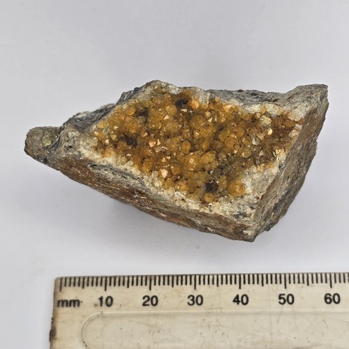 Yellow fluorite raw crystal - fluorite,