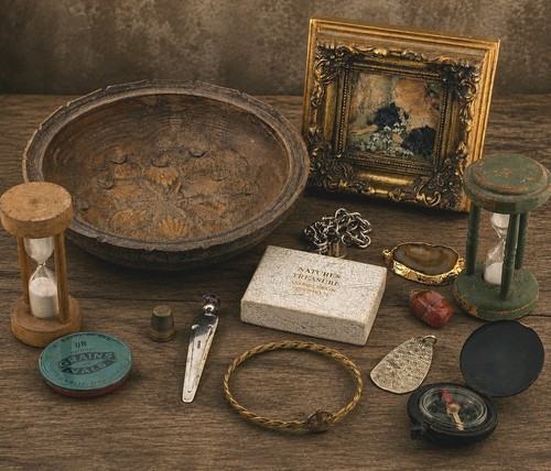 Vintage curious job lot - curious, treen
