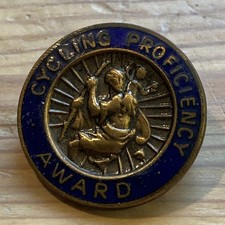 Vintage Enamel Pin Badge -