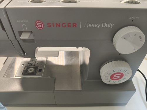 Singer heavy duty 4423 sewing - singer,