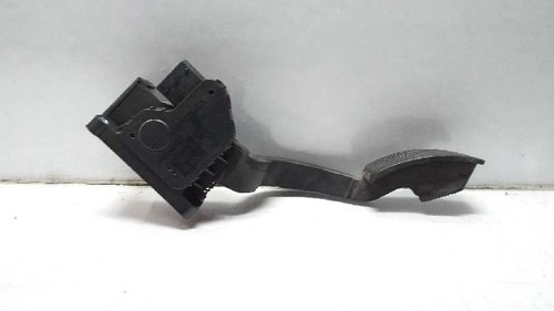 55702020 accelerator pedal - accelerator,