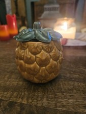 Sylvac 583 Vintage Pineapple