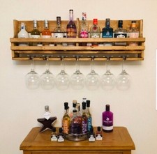 Pallet wood gin and tonic