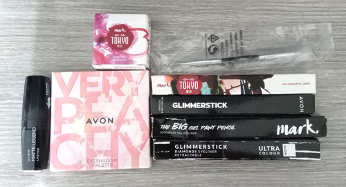 Avon make bundle - bundle, 8
