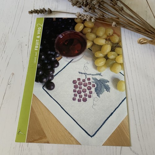 Cross stitch designs - cross,