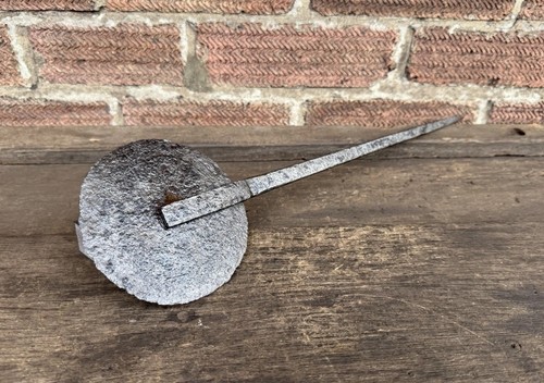 Early antique hand - 4.5”,