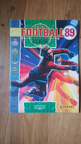 Paninis football sticker album - football,