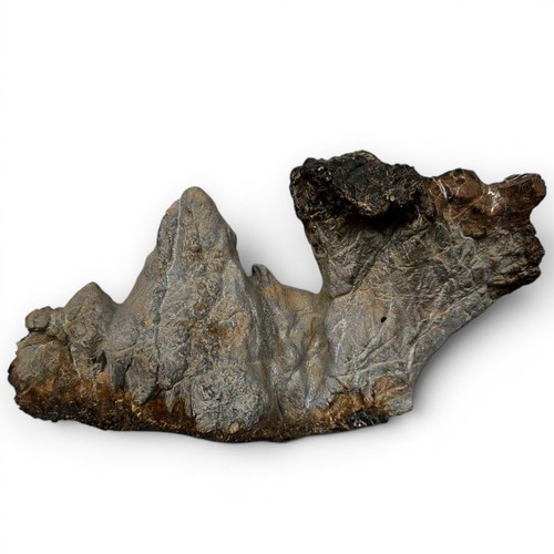Suiseki natural stone mountain - suiseki,