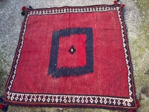 Traditional middle eastern - middle,