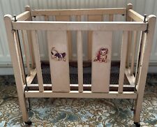 Vintage 1930’s Charming Dolls Cot With drop sides, 40s 50s Collect London E8