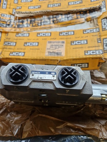 Jcb fastrac 3185 - , bosch