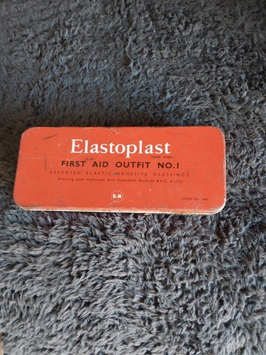 Vintage elastoplast tin - ,