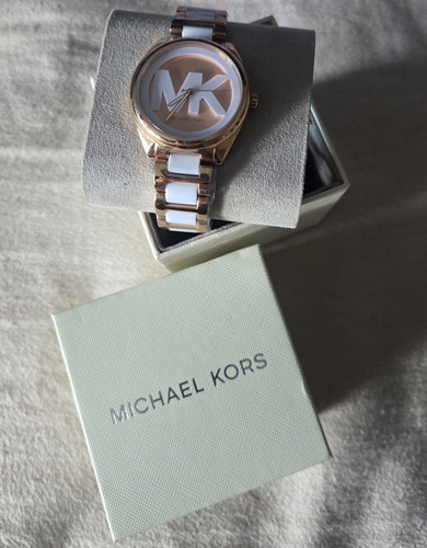 Michael kors logo analogue - mk,
