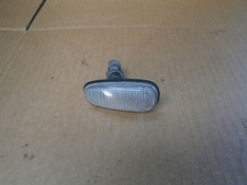 VAUXHALL ASTRA 1998-04 MK4 FRONT WING INDICATOR SIDE MARKER REPEATER LIGHT CASE