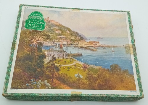 Vintage victory wooden jigsaw - victory,