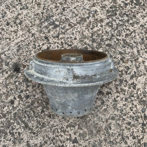 Bsa triumph rear conical - triumph,