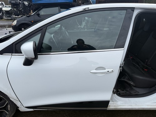 2017 renault clio mk4 - renault,