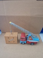 Corgi Chipperfields Crane