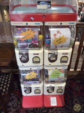 Tomy Gatcha Ball Vend Prize Machine