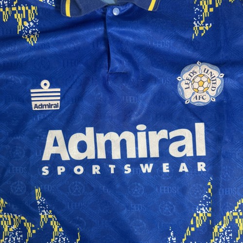Leeds united football shirt - leeds,