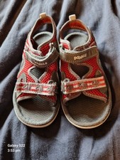 Boys Clarks Doodles Shark Sandals Size 9