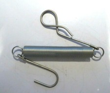 LIFT ARM RESTRAINING SPRING