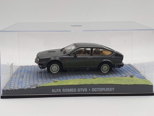 Alfa romeo alfetta gtv 007 - romeo,