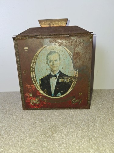 Royalty collectable tin - royalty,
