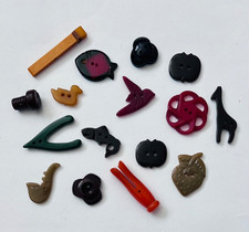 VINTAGE REALISTIC GOOFIES