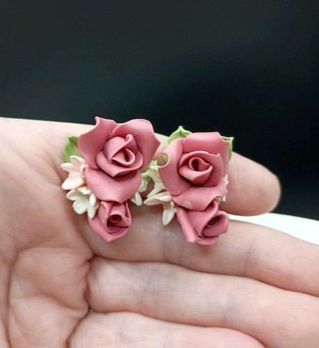 Vintage porcelain flower clip - porcelain,