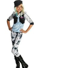 Bratz Doll Cloe Halloween