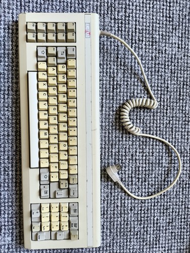 Vintage amstrad keyboard - pc,