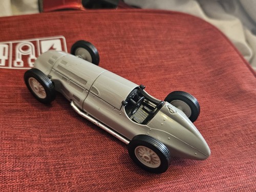 Corgi mercedes w154 classic - w154,