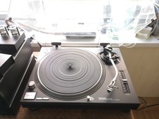 Technics SL-1200 MK2 turntable