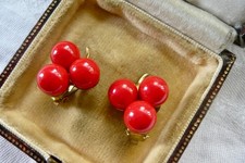 VINTAGE 50'S RED BERRY EARRINGS CLIP ON