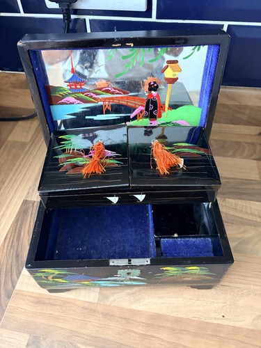 Vintage japanese jewellery - japanese, box