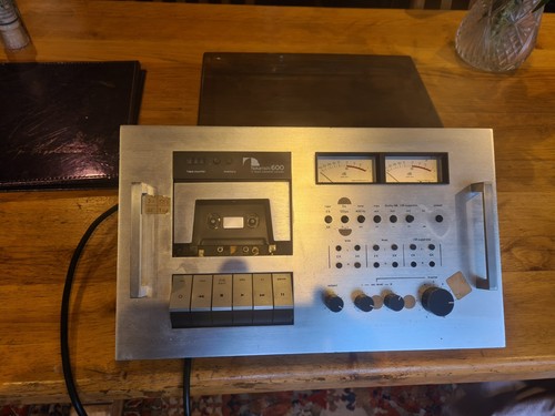Nakamichi 600 cassette deck - nakamichi,