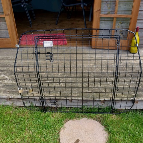 Barjo tailgate guard for