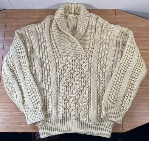 Hand knit wool - hand, beige