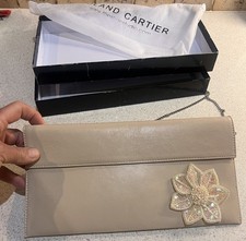 Roland Cartier Beige/Gold