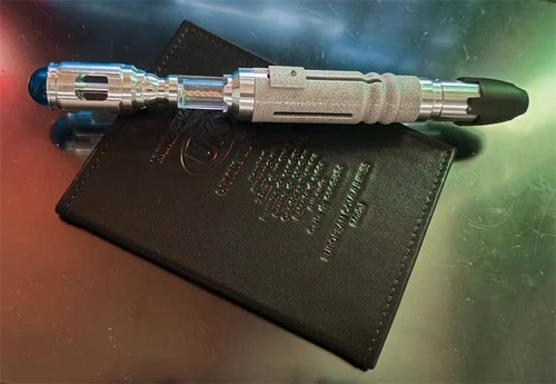 Doctor who master - doctor, metal