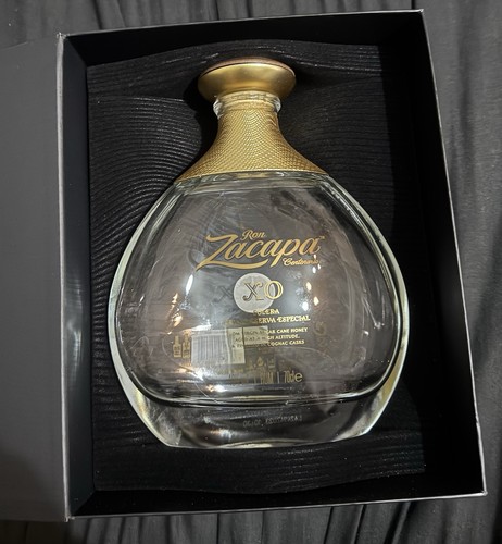 Ron zacapa rum empty - zacapa,